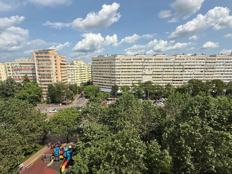 Colentina chiar la metrou Obor, 2 camere decomandat