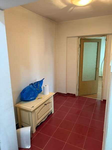 Colentina chiar la metrou Obor, 2 camere decomandat